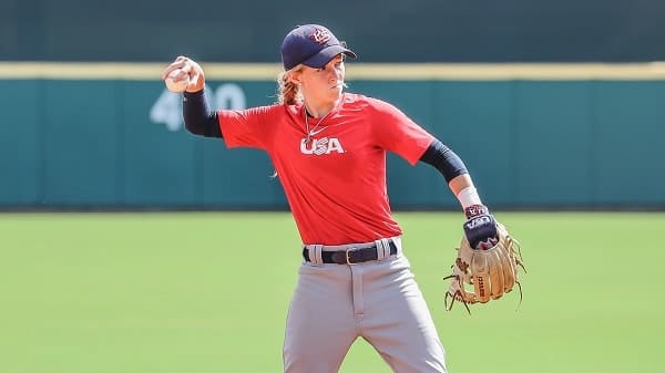TOP-10 the most attractive female baseball players