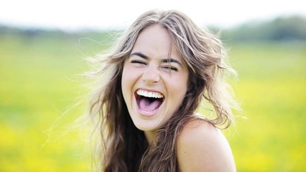 How to make a woman laugh: 10 excellent pieces of advice!