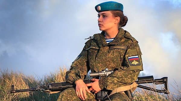 TOP-9 countries with the most beautiful women soldiers