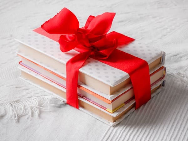 gifts for women on Valentine’s Day, book