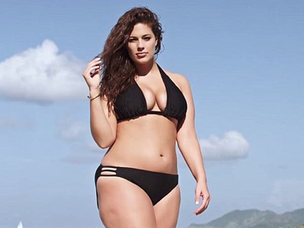 Slim models vs Plus-size models: which of them are more sexy?