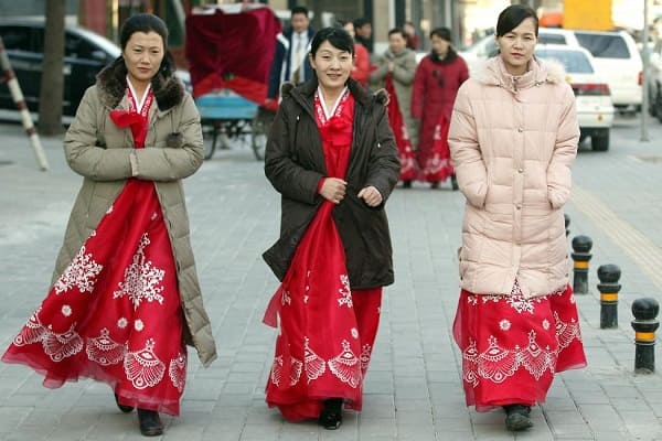 10 Shockingly Weird Things About North Korean Women