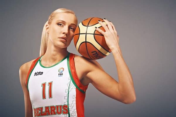 TOP-10 Attractive Female Basketball Players