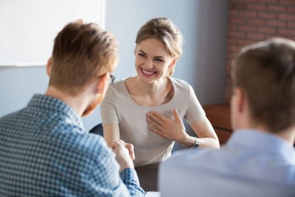 25 Real And Simple Things To Make A Woman Love You More: She'll Never Leave You